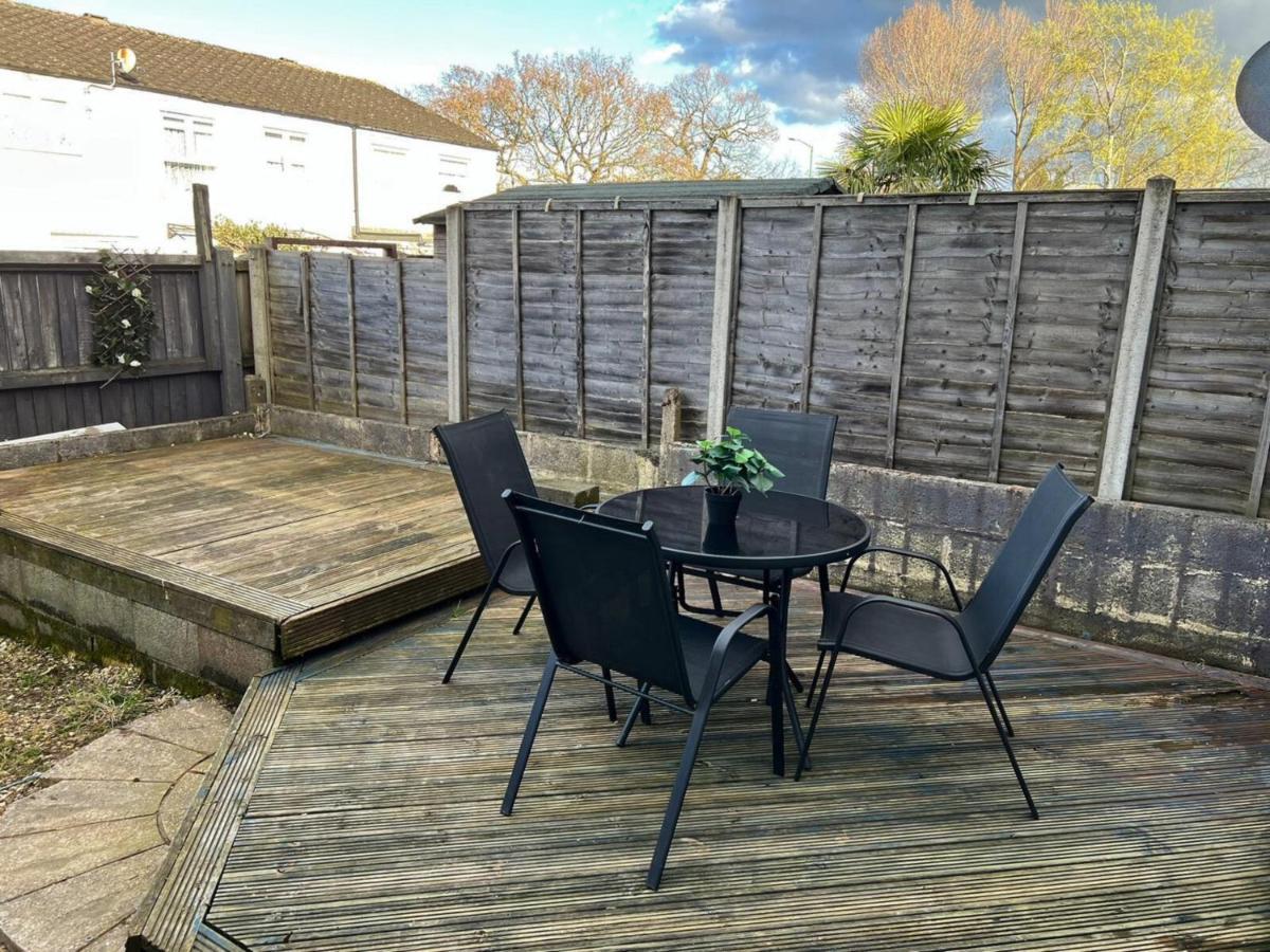Spacious & Comfy Home- Very Close To Nec Birmingham ,Hs2 & Airport- Perfect For Contractors & Groups- Free Parking & Fast Wifi Marston Green Экстерьер фото